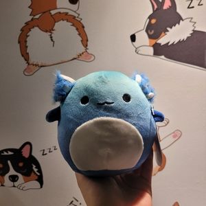 NWT miss vi the Axo Trilogy Squad squishmallow